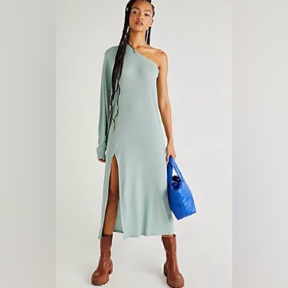 One shoulder ribbed midi dress with a front slit